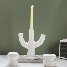 CERAMIC CANDLEHOLDER WHITE COLOR