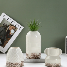 CERAMIC VASE