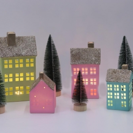 CERAMIC HOUSE DECOR WITH LED LIGHT