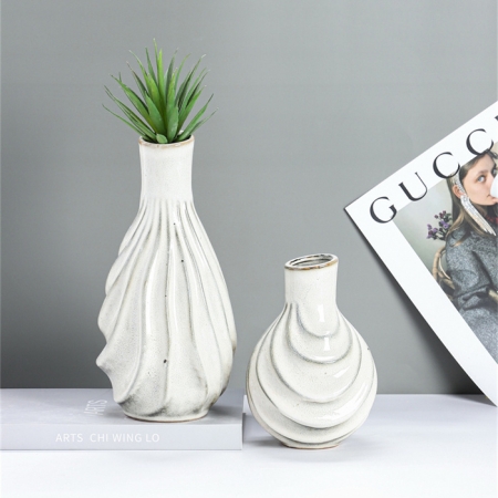 CERAMIC VASE
